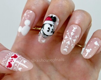 Christmas Mouse Press On Nails With Snowflakes and Sweater Pattern