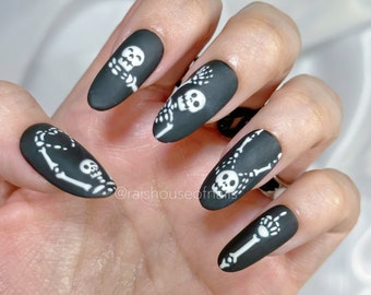 Halloween Press on Nails, Skeleton Nails, Spooky Nails, Scary Nails, Handmade  Nails, Fake Nails, Gel Nails