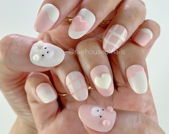 Kawaii Bear Press on Nails, Cute Nails, Short Nails, Almond Nails, Heart Nails, Valentine's Day Nails