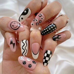 Y2K Aesthetic Press on Nails, 90s Nails, Fake Nails, Kpop Nails, Glue on Nails, Summer Nails, Short Almond Nails