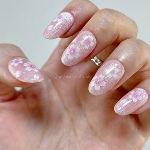 Pink Flower Cat Eye Press on Nails, Velvet Nails, Sakura Nails, Cherry Blossom Nails, Custom Nails, Reusable Nails, Handmade Nails image 2