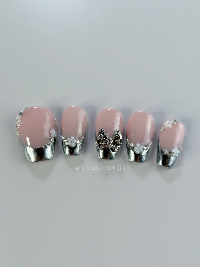 Silver Chrome Press on Nails, Flower Nails, Rhinestone Nails, Metallic Nails, Chrome Nails, Y2K Nails, Bow Nails, French Tip Nails. image 5