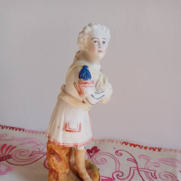 Vintage français chevalier, Personnage en porcelaine biscuit