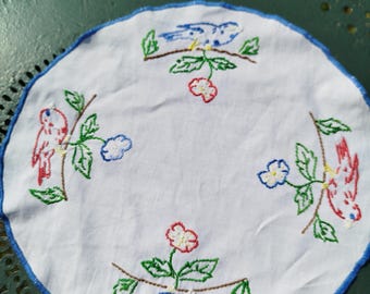Napperon Carré Brodé Main – Jours De Venise – Écru – Lin – 24 Cm – Crinoline