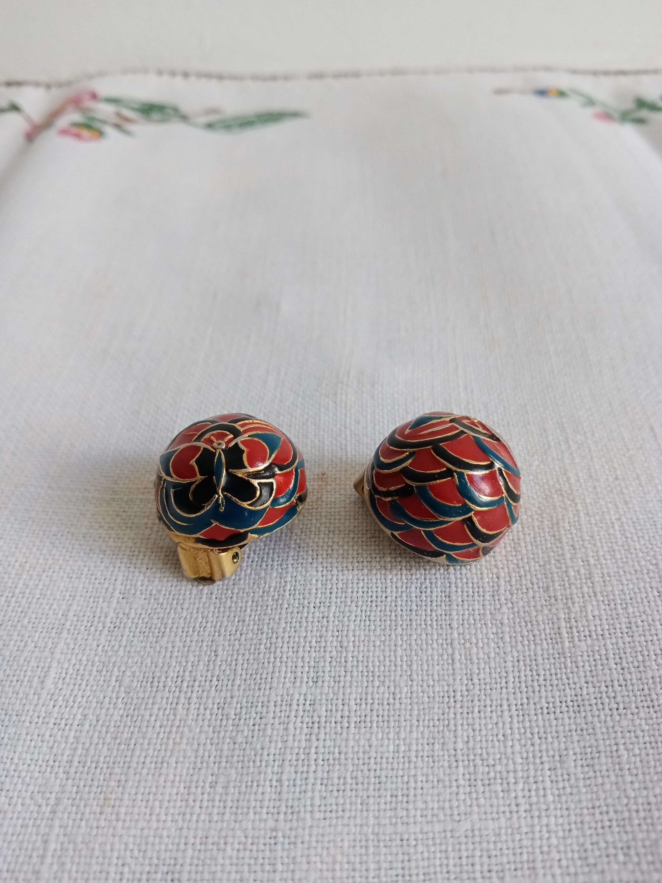 Anciennes Boucles D'oreilles Clips Ungaro Paris Métal Doré Hauteur 12,7 Cm