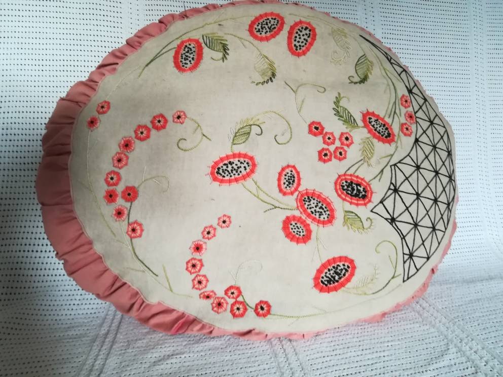 Vintage Français Coussin de Boudoir Art Déco en Tissu Brodé Main