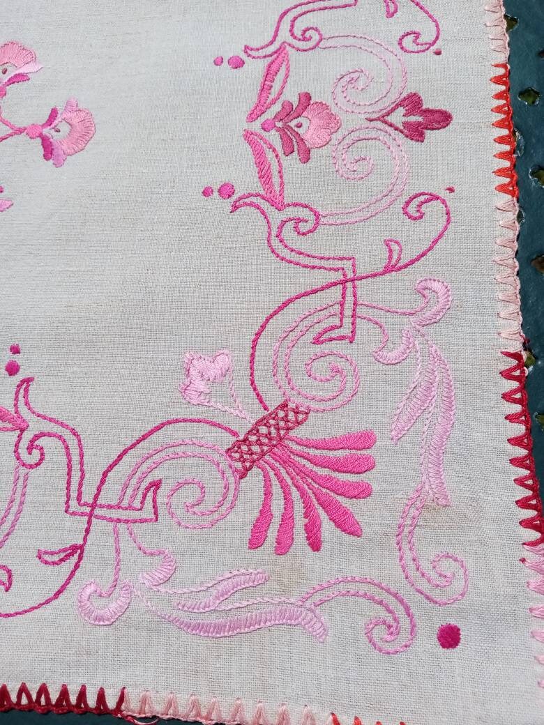 Vintage Français Napperon Carré Brodé à La Main