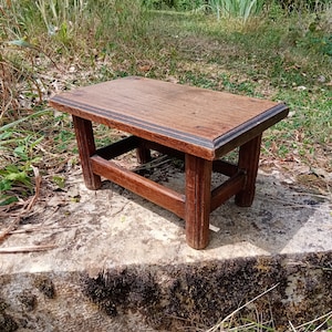 Supporto per piante vintage francese in legno o piccolo poggiapiedi