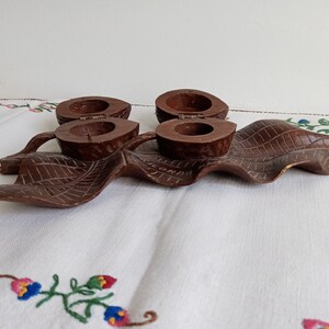 Encrier en bois sculpté souvenir de Rome façon bois de la forêt noire