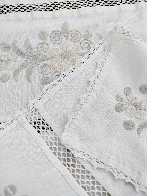 Napperon blanc ancien rectangulaire - Linge de maison