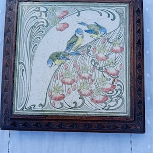 2 ASSIETTES CERAMIQUE SAINT AMAND décor OISEAUX BLEUX & VOLUTES COLLECTION déco Blanc