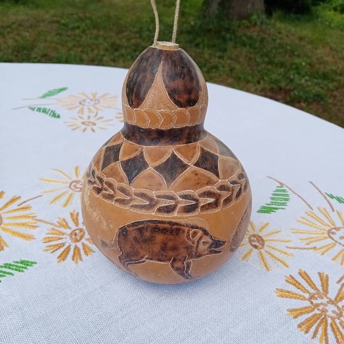 African calabash antiquity engraved shops and painted