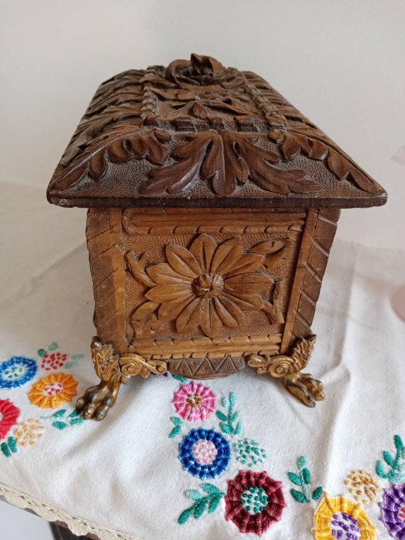 Antique jewelry box in carved wood from the 19th … - image 7