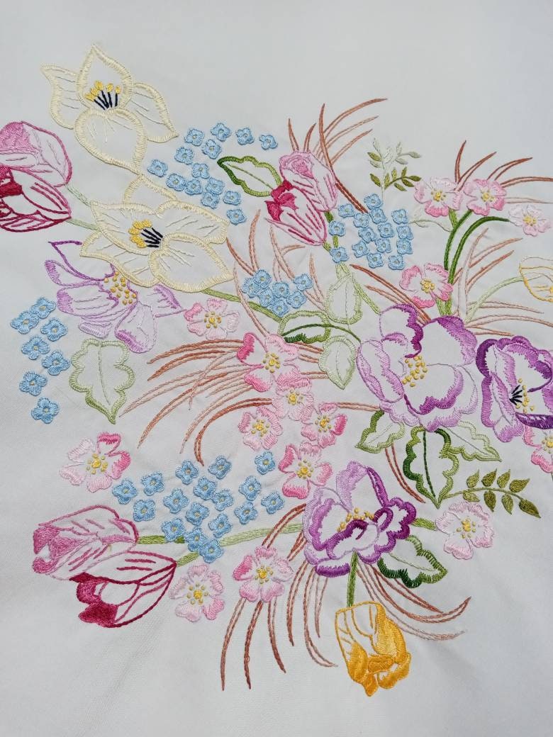 Nappe Ancienne Brodée à La Main, Ovale, Décoration Française