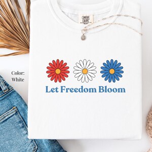 Retro American Flag Shirt 4th of July Shirts Womens Fourth of July Shirt USA Graphic Tee Patriotic Shirt Independence Day Gift USA Tee