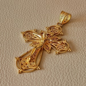 Filigree Byzantine Ortodox Cross in solid yellow gold 18 ct.
