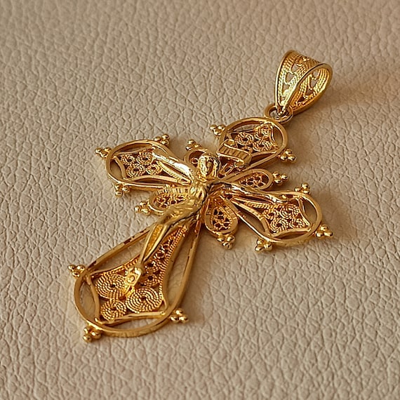 Filigree Byzantine Ortodox Cross in solid yellow gold 18 ct.