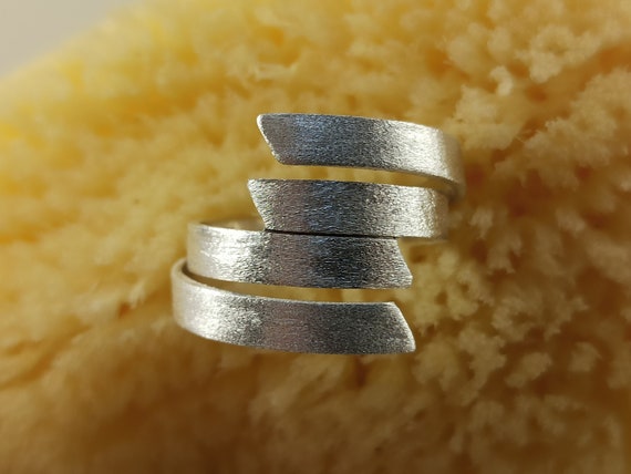 Sterling silver hand made ring,Modern style hand made silver ring,Simle and elegant sterling silver ring