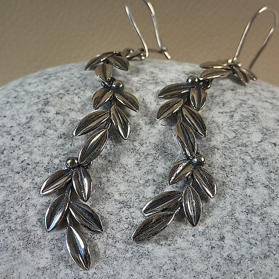 Olive leaf dangle earrings in oxidate sterling silver 925