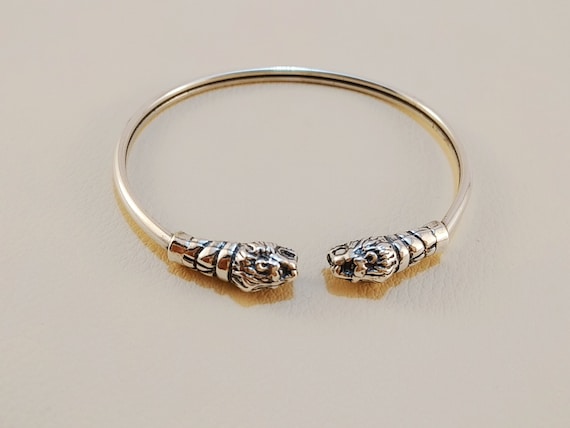 Sterling silver bracelet with lion heads, Bracelet sterling silver with lion heads ,Bracelet en argent avec tetes de lion
