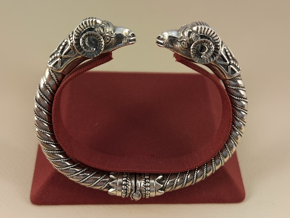Ram heads bracelet in sterling silver 925, Sterling silver 925 bracelet with ram heads, Ancient Greek style  silver bracelet with ram heads