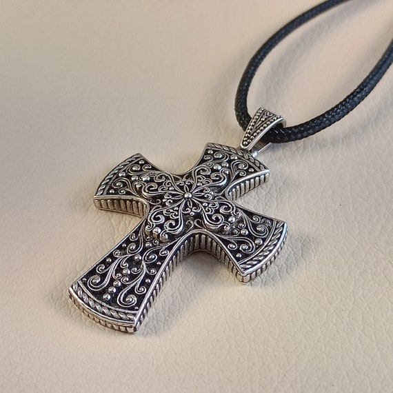 Greek Byzantine hand made Cross in platinum plated and oxidized sterling silver 925