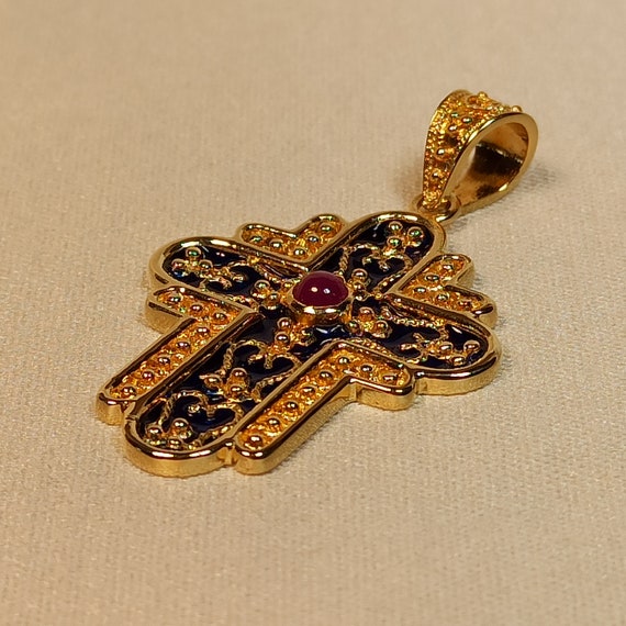 Byzantine style Greek cross with natural caboshon ruby an enamel in 18 K solid yellow gold
