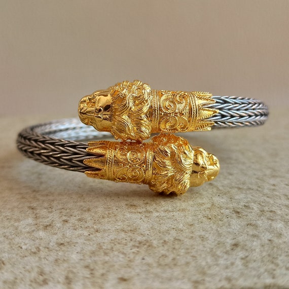 Silver bracelet with lion heads, Sterling silver bracelet, Knitted silver bracelet, Ancient Greek style bracelet with lions heads