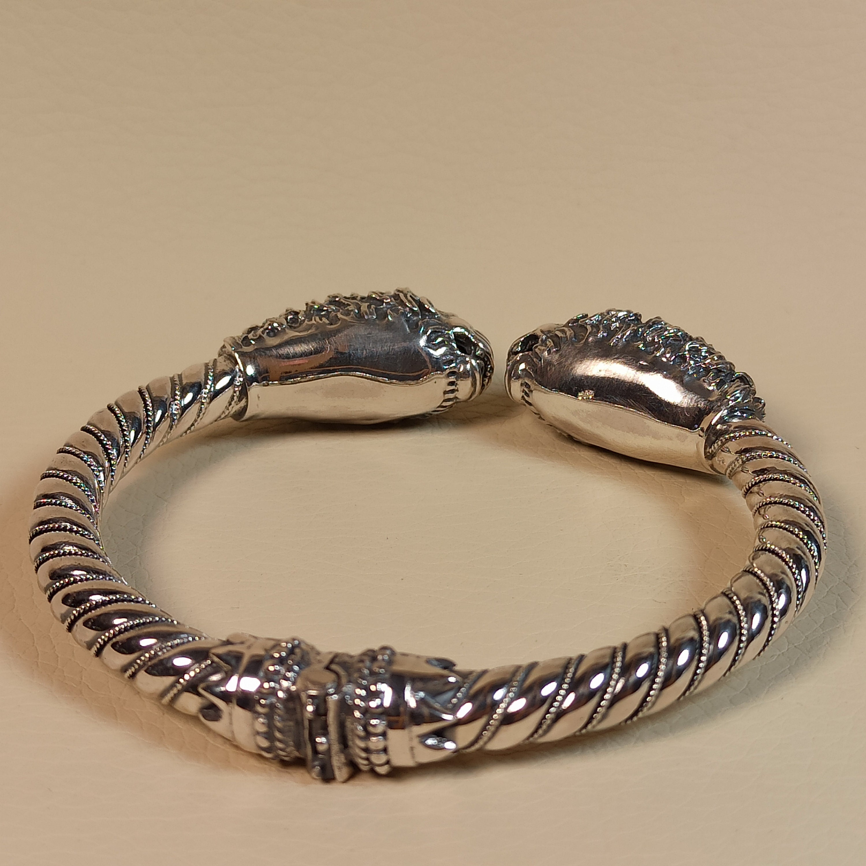 Bracelet With Lion Heads, Handmade, in Sterling Silver 925 Bracelet With Lion Heads, Handmade, in Sterling Silver 925