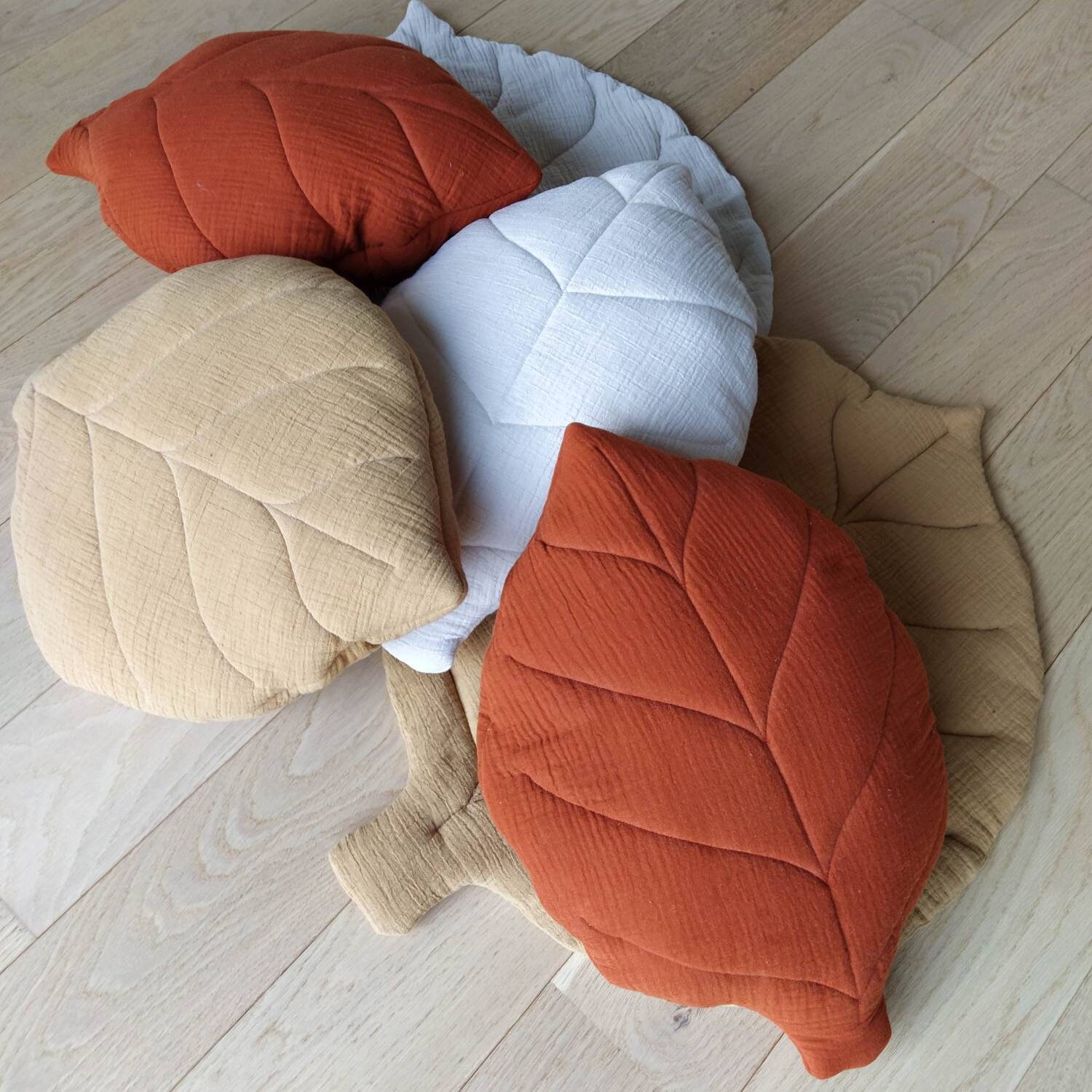 Coussin Feuille Rouille