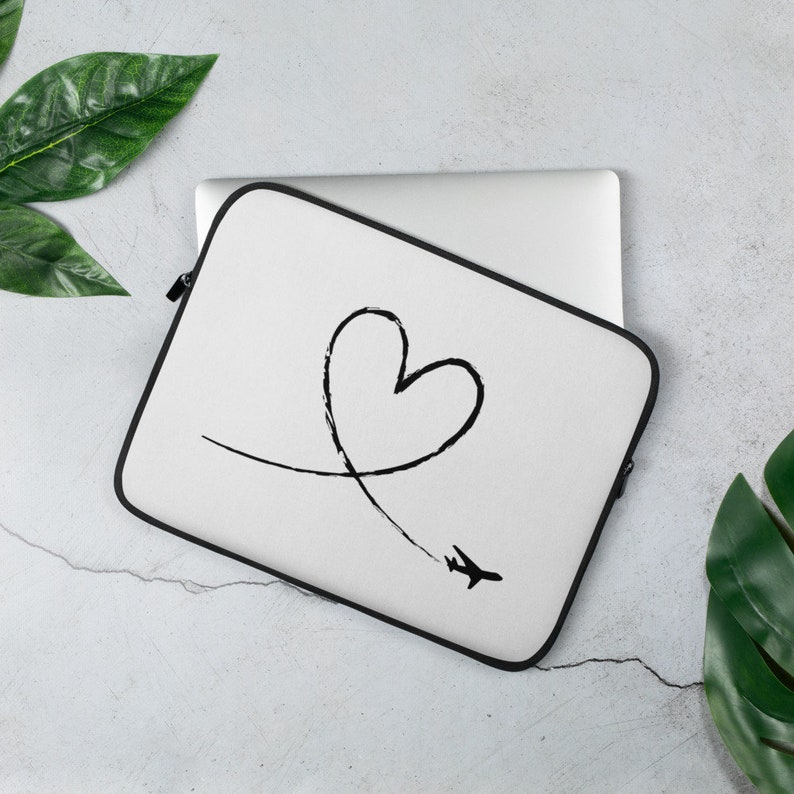 Love To Fly Aviation And Airline Laptop Sleeve Cover And Protector For Airline Lovers White Cover image 1