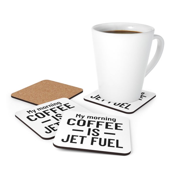 Le café du matin est un jet fuel white corkwood coaster set | Cadeau d’avion, cadeau de pilote, cadeau d’aviation