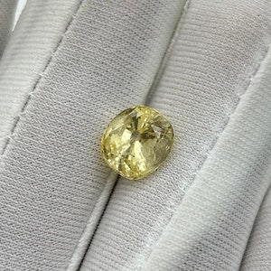 AAA+ Natural Yellow Sapphire/Faceted Yellow Sapphire Loose Gemstone/4.30 Cts Oval Shape/Stunning Yellow Sapphire Stone/Sapphire Jewelry