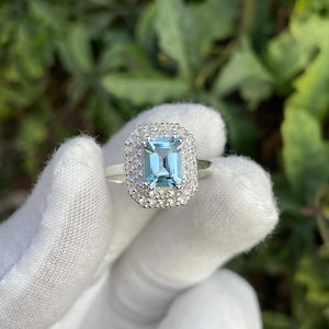 Natural Aquamarine Silver Ring For Wedding Occasion//1.5mm White Sapphire around//925 Sterling Silver//Emerald Cut Natural Aquamarine Ring