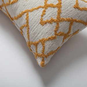 Black White Ethnic Kilim Style Pattern Decorative Bohem Style Bohemian Lumbar Woven Jacquard Throw 12x20 Designer Sofa Pillow Case Cover image 6