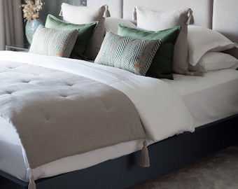 bed runners and matching pillows