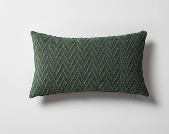 Funda de almohada lumbar con estampado de chevrones verdes: textura tejida moderna