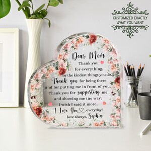 Plaque acrylique personnalisée en forme de coeur avec texte et fleurs pour maman, cadeaux personnalisés de sa fille pour la fête des mères, cadeau pour maman, cadeaux d'anniversaire