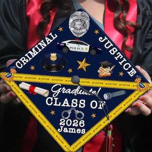 Adorno personalizado para birrete de graduación de justicia penal, adorno para birrete de criminología, promoción de 2025, regalo de decoración para graduación de justicia penal