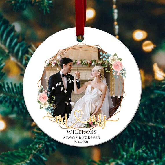 First Christmas Married Ornament 2022 Newlywed Gift Mr & Mrs - Etsy