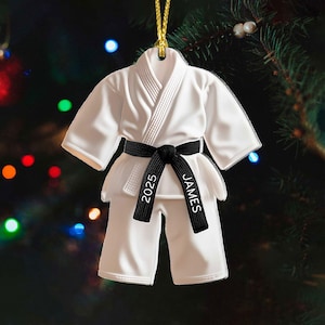 Personalisierte Karate 2D Flach Acryl Ornament, Karate Ornament, Geschenk für Sportliebhaber, Karate Black Belt Ornament, Taekwondo Ornament