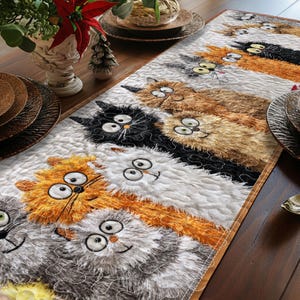 Printed 2D Flat Funny Multicolor Furry Cats Quilted Table Runner – Cute Cat Design Dining Table Decor, Quilted Table Runner for Cat Lovers