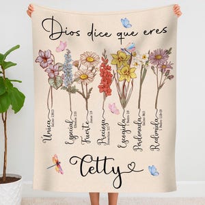 Personalized Dios Dice Que Eres Fleece Blanket – Custom Spanish Bible Verse Blanket – Christian Gift for Women, Faith-Based Throw Blanket