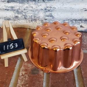Vintage Round Fluted Copper Mold