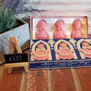 Vintage Pink Christmas Choir Boys,  Avon Little Choir Boys Soap