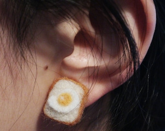 Toast Clip-on Earring; Clip-on Earring; Felting Earring; Needle Felted Earring; Handmade Felted Earring; Bread Earring