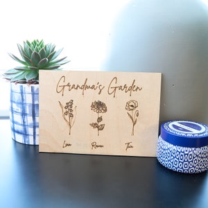 Gravierte Geburtsblumengarten - Perfektes Geschenk zum Muttertag