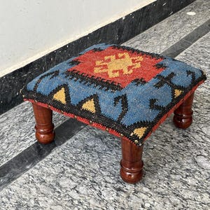 Handmade Kilim Upholstered Acacia Footstool: Traditional Ottoman Pouf