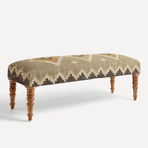 Banco Kilim de piano, banco bohemio, decoración rústica, banco de trabajo de madera tapizado, banco de dormitorio, reposapiés, silla para sentarse, mesa de comedor, asiento de silla.