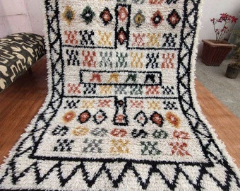 White wool cotton kilim rug-Antique hand woven wool carpet. Traditional hand woven rug from Romania Hand Woven Wool Kilim Rug.